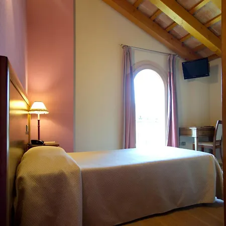 Hotel Asolo 3* アーゾロ
