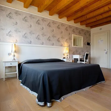 Szálloda Hotel Asolo 3*