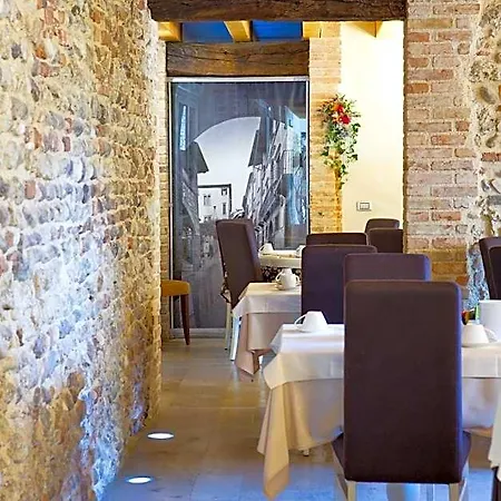 מלון Hotel Asolo אסולו
