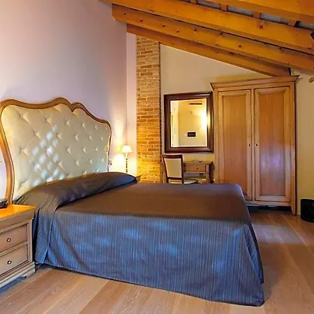 Hotel Asolo 3* アーゾロ