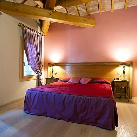 Hotel Asolo 3* אסולו