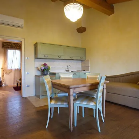 هوتل أسولو 3* أسولو