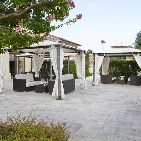 Hotel Asolo 3* אסולו